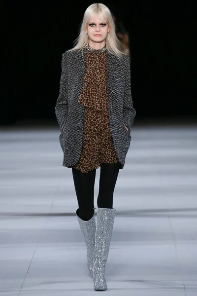 Look 42